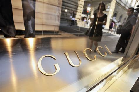 gucci analisi chimiche sul tessuto|Moda sostenibile: l'impegno di Gucci per diventare a impatto zero .